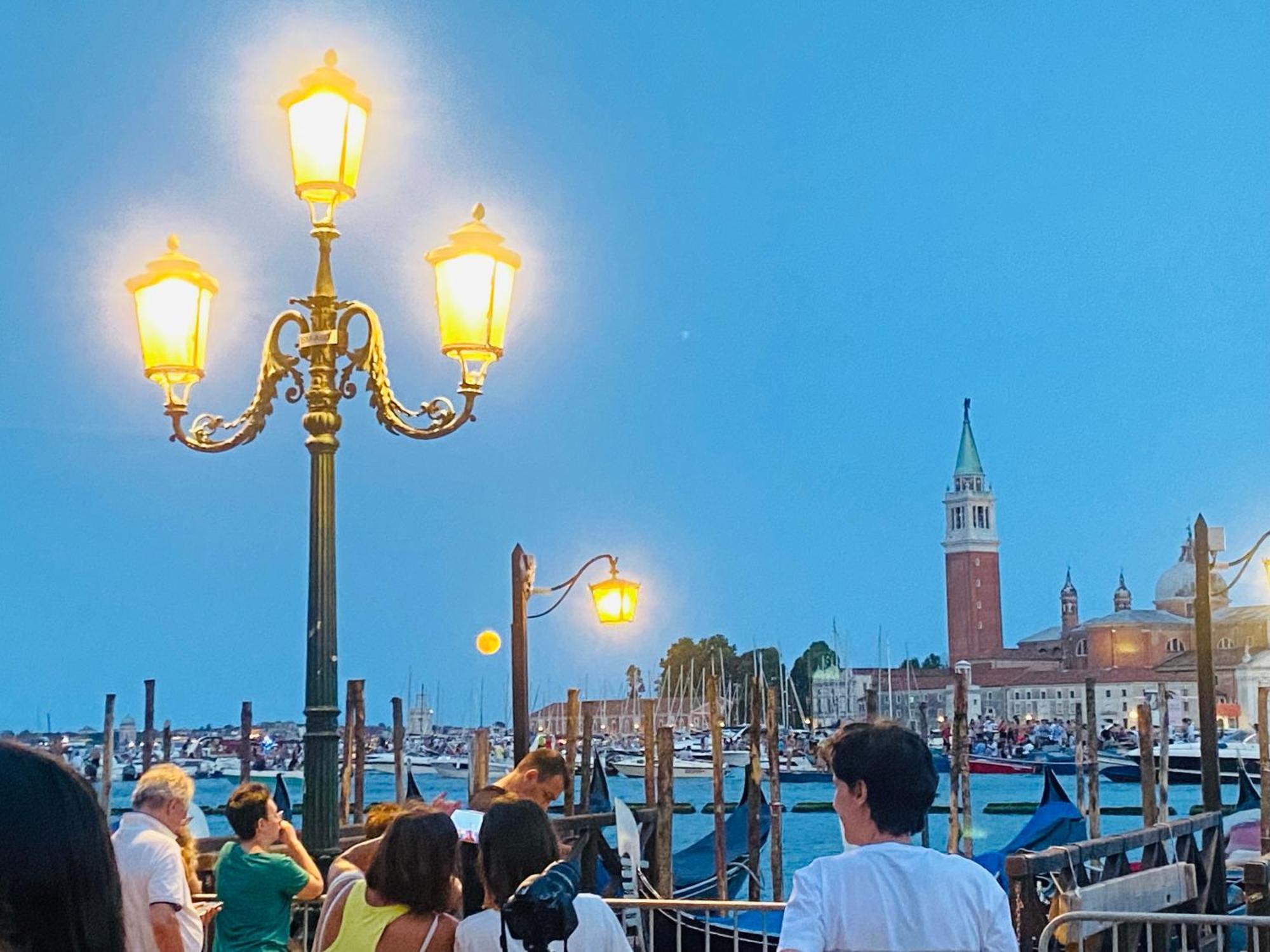 Multiproprieta Venezia Veneza Exterior foto